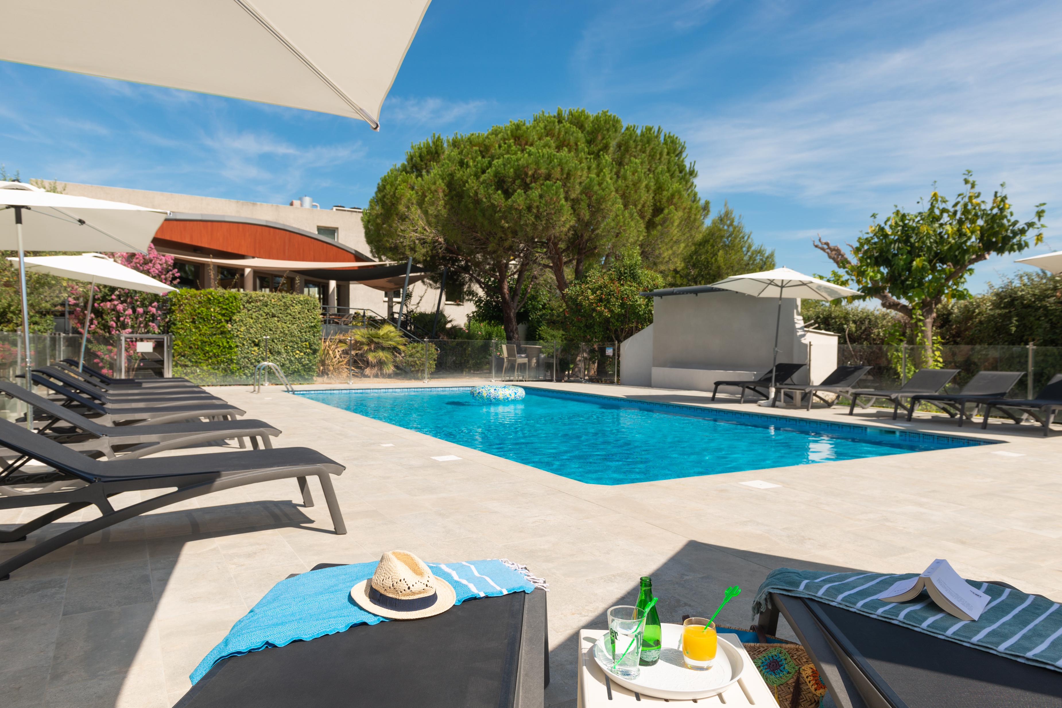 Kyriad Montpellier Est - Lunel Люнель Екстер'єр фото