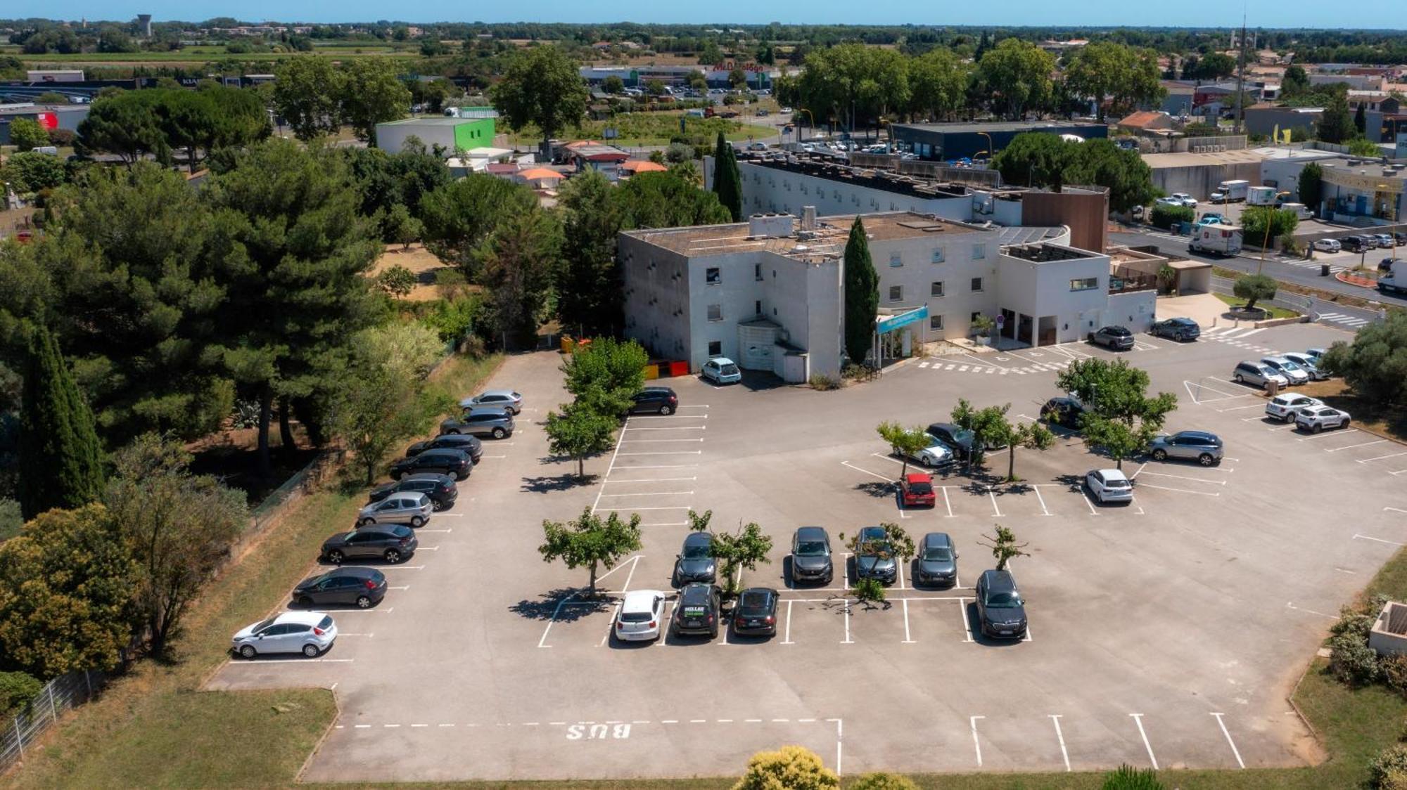 Kyriad Montpellier Est - Lunel Люнель Екстер'єр фото