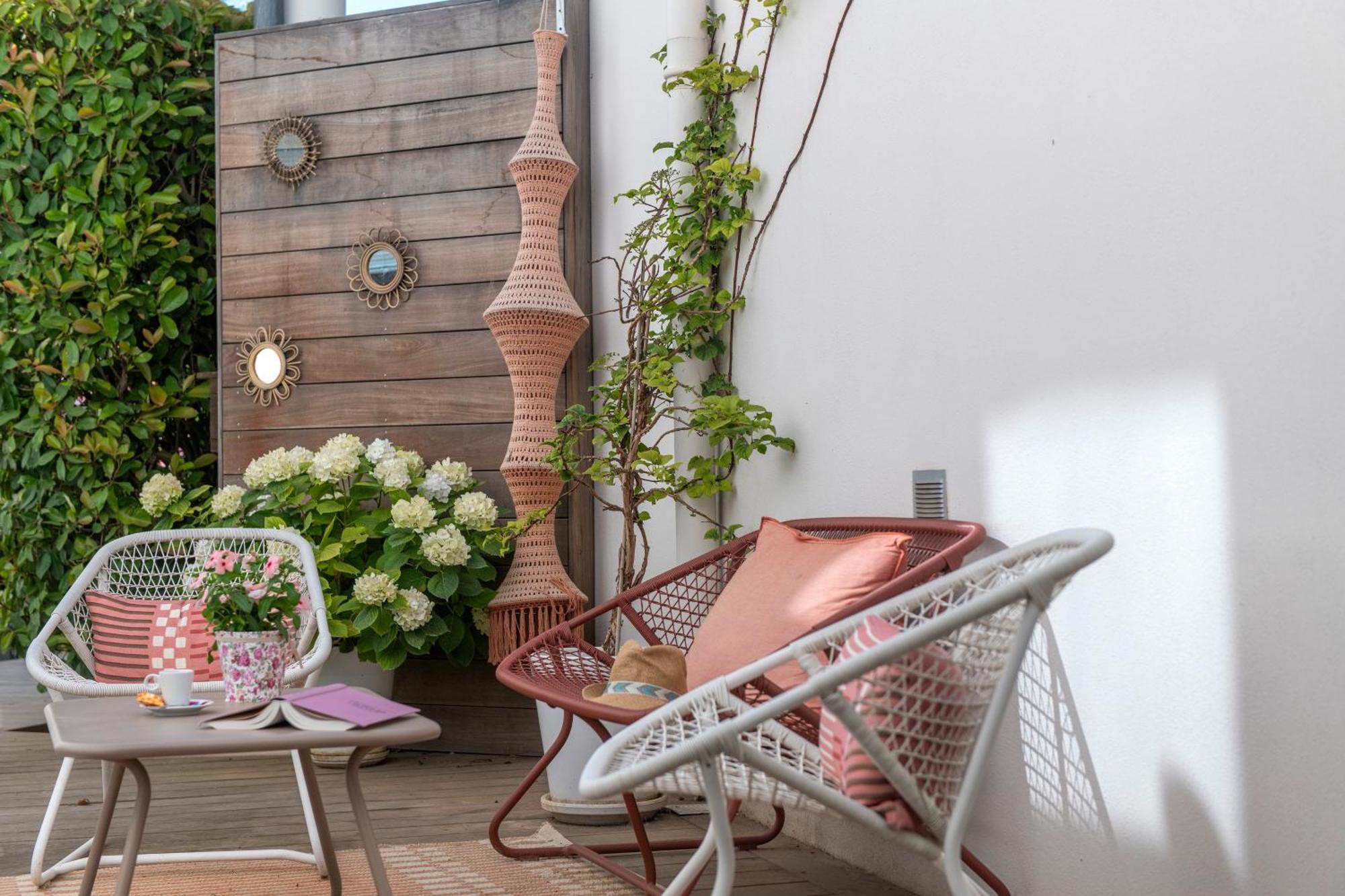 Kyriad Montpellier Est - Lunel Люнель Екстер'єр фото
